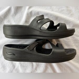 Skechers Foamies Black ArchFit Adjustable Slide Sandals Sz 9 Great Condition!